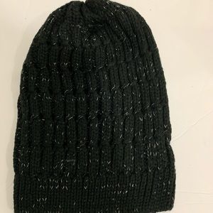 Chuns Fashion Knitted black / silver beanie SMALL